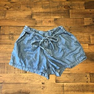 GAP high waisted Tie jean shorts